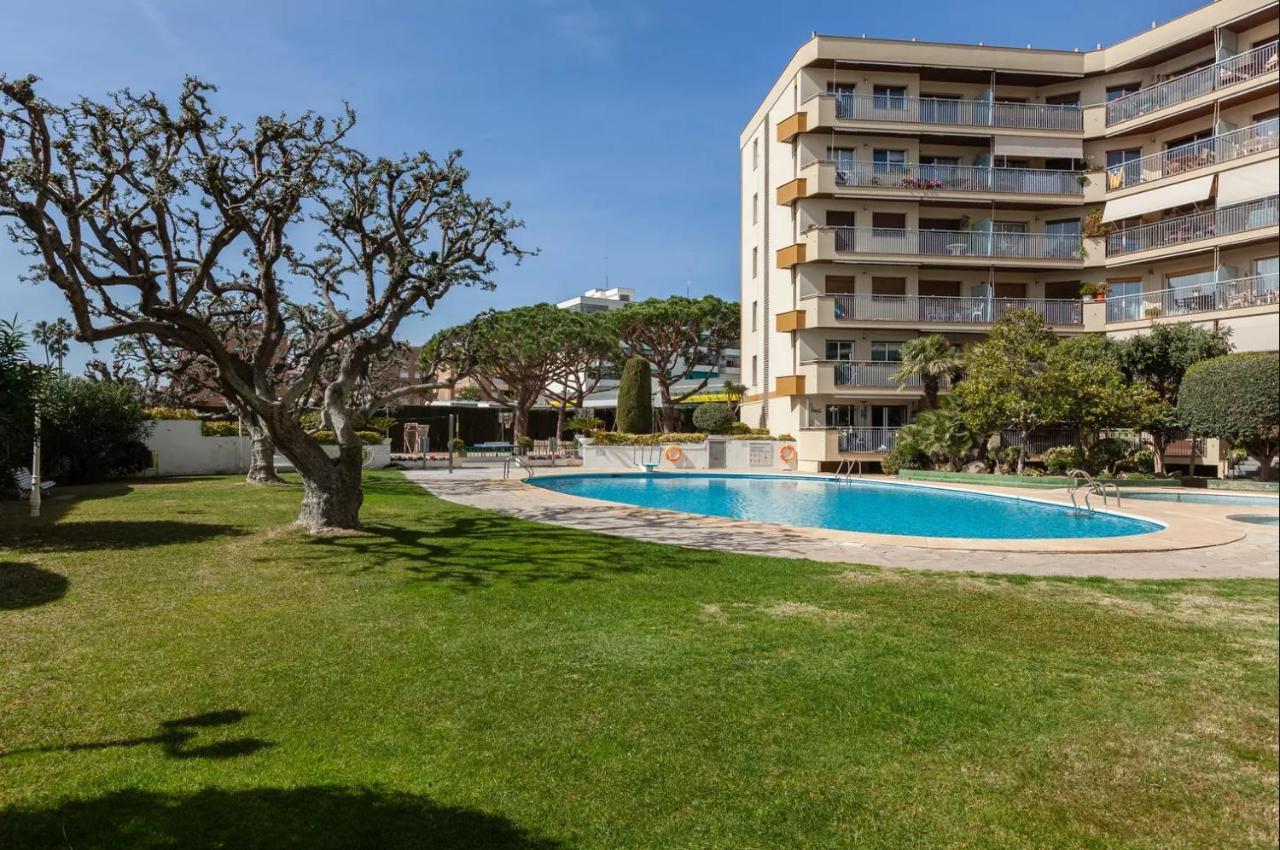 Apartment Muralla Vilassar De Mar Exterior photo