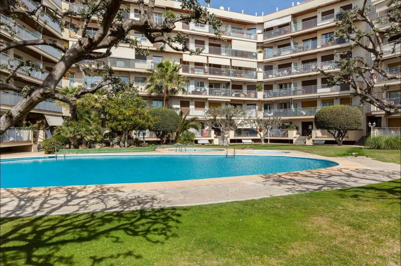 Apartment Muralla Vilassar De Mar Exterior photo